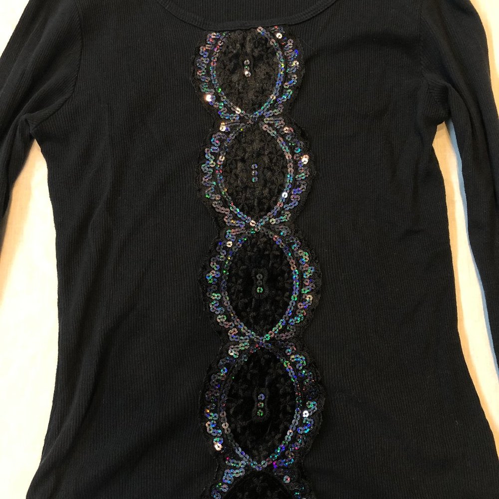 ME & KO Long Sleeve Shirt Size Medium - Picture 2 of 4